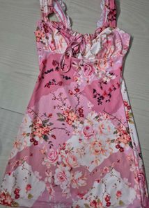 Floral printed mini dress