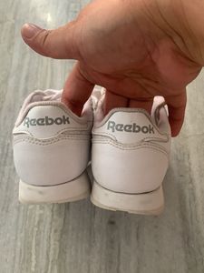 Reebok Classic White Sneakers unisex