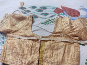 beautiful festivae saree with blouse