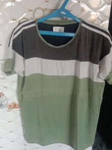 Mans Round Nack T Shirt