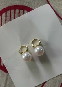 Elegant Pearl Drop Earrings