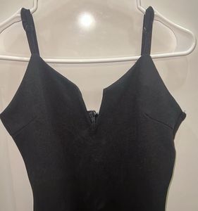 Chic Black V-Neck Mini Dress