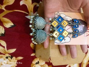 5 earrings &amp; 1 ring