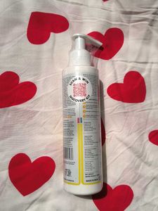 Sunscreen Body Lotion(Sealed)🎀