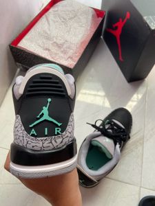 OFFER ALERT ‼️ NIKE AIR JORDAN 3 RETRO (GS)