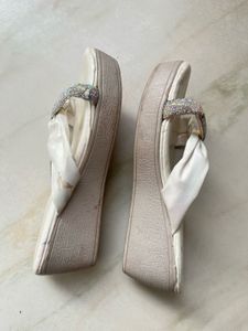 Sparkling Bow Sandals