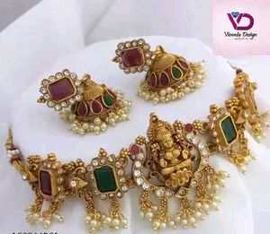 Rose gold plated Necklace with pretty earings