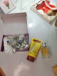 Assorted Jewellery &amp; Beauty Set