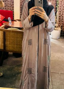 Abaya, Burkha