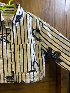 grapic crop shirt