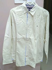 Tommy Hilfiger Men's Classic Fit Shirt