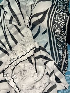 Stylish Zebra Print Saree