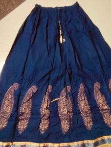 Elegant Navy Blue Skirt with Paisley Print