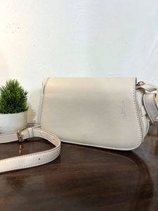 Chic Cream Crossbody Bag