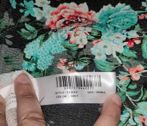 Floral Print Puff Sleeve Top