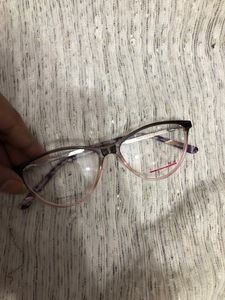 Spectacles/optical/glasses/chasma
