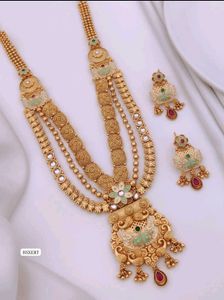 Elegant Gold Plated Necklace and Earrings Set