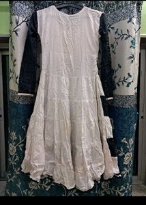 4 set of clothes
