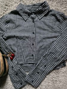 A casual Crop Shirt fit for Summers.