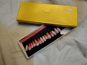 Designer Press-On Nails