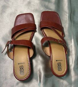Stylish Maroon Flat Sandals
