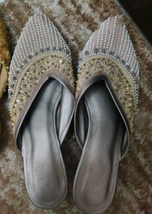Embroidered Ethnic Style Bellies - 2 Pair