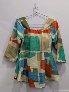 Abstract Print Tie-Front Top