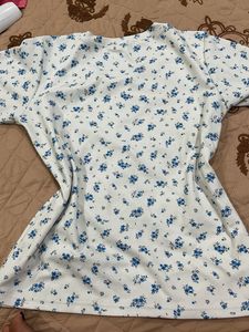 Cute Floral Print T-Shirt
