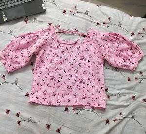Cute Pink Floral Puff Sleeve Top