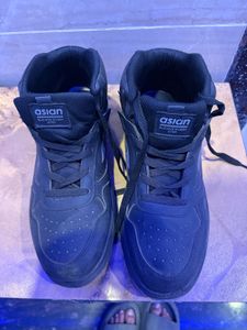 Asian Men's High-Top Sneakers