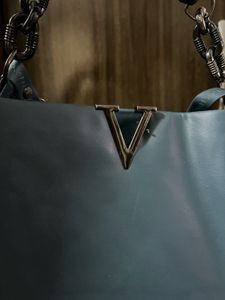 Stylish Blue Handbag