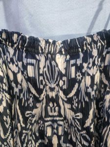 H&amp;M Printed Spaghetti Strap Crop Top