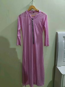 Elegant Pink Kurta with Zipper Detail