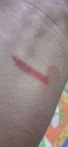 Lyon  Beauty USA Matte Lipstick