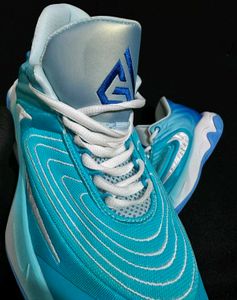 Nike Giannis Immortality 4 'Christmas' EP Basketba
