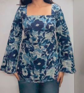 corset back Floral Print Bell Sleeve Kurta