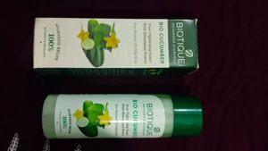 Ayurvedic Biotique Pore Tightening Toner &amp; Cleaner