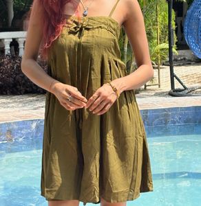 Olive Solid Sleeveless Square Neck Playsuit