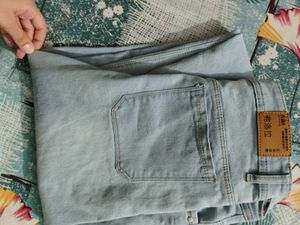 Light Wash Wide Leg Jeans