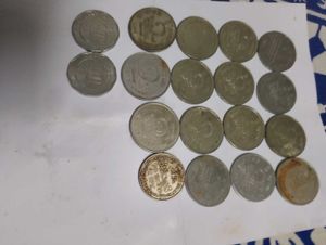 18 SriLanka coins for collection