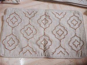 Designer Cushion Cover Total New No Uesd Cover Zeep Lock 🔐 White Moti & Wooden Brown 🟤 Moti Very Beautiful