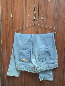 Light Wash Relaxed Fit Jeans