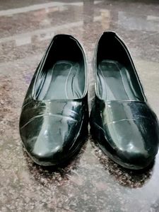 Classic Black Patent Ballerina heals
