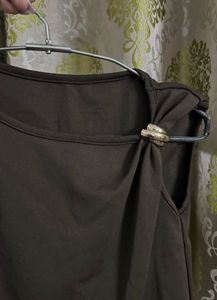 brown top