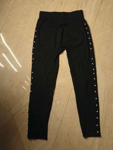 Black stylish tights with Pearl Embellishments