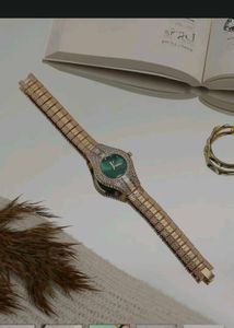 Women Embellished Round Green Dial Analog Watch