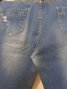 Ankle length Distressed Blue Denim Jeans