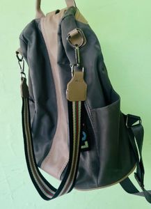 College Bag For Women || New Condtion ||