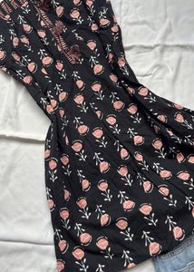 Black Floral Print short kurti