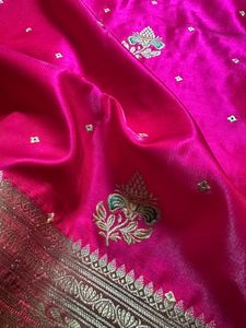 Pink Banarasi Silk Saree🩷